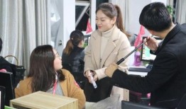 独家爆料新闻现场,揭秘新闻现场惊人内幕