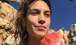 娱乐吃瓜最热,揭秘热门事件背后的真相