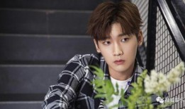 李沐宸恋情爆料最新消息,神秘男友身份揭秘，甜蜜互动引网友热议！”