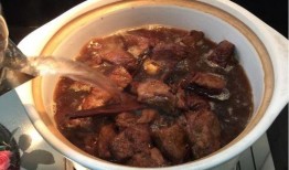 大厨爆料 炖牛肉视频,炖牛肉的秘诀与技巧